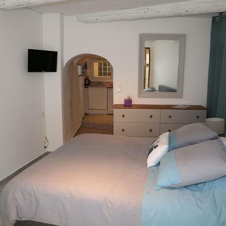 Apartamento La Bignone LʼIsle-sur-la-Sorgue Exterior foto