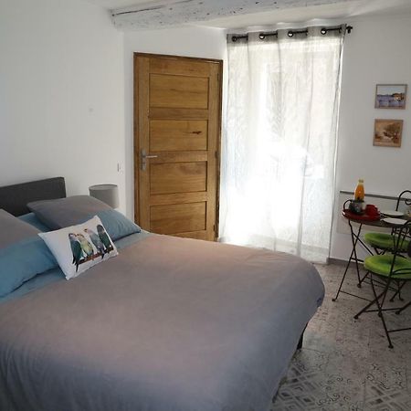 Apartamento La Bignone LʼIsle-sur-la-Sorgue Exterior foto